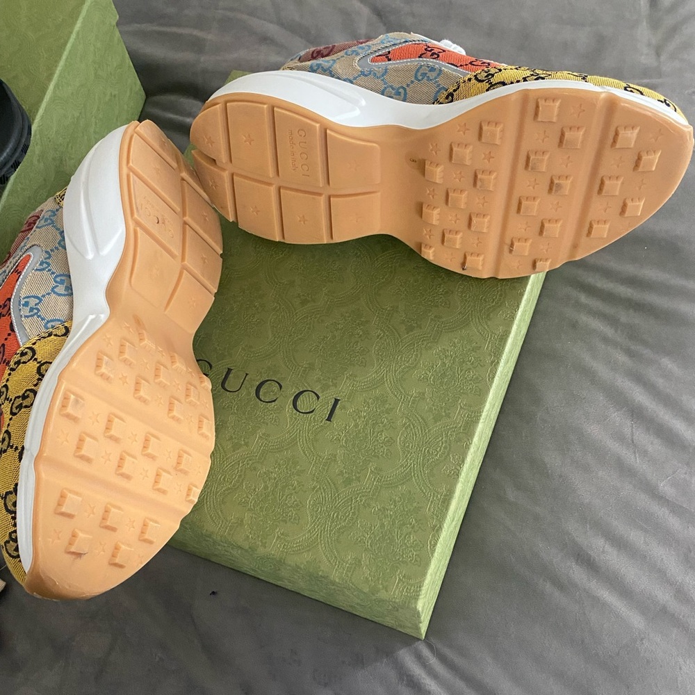 GUCCI Rhyton sneakers FOR SALE‼️